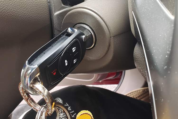 Used Buick GT 2013 GT 1.6L Automatic Fashion Edition Vehicle Key