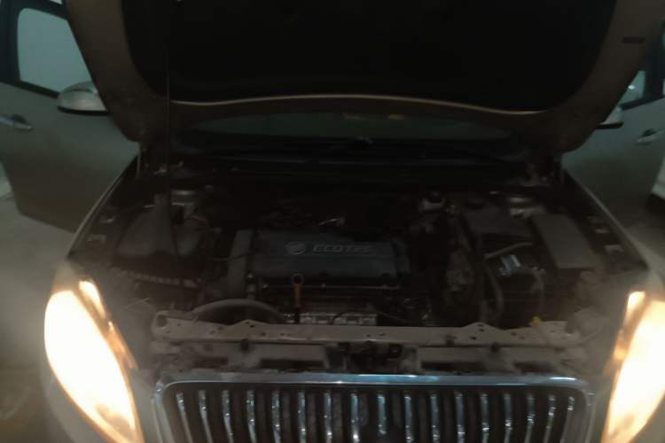 Used Buick GT 2013 GT 1.6L Automatic Fashion Edition Engine Bay