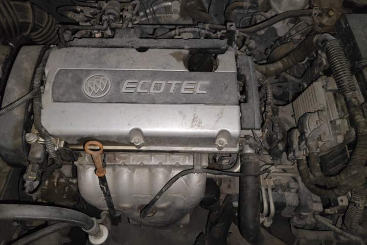 Used Buick GT 2013 GT 1.6L Automatic Fashion Edition Engine Bay