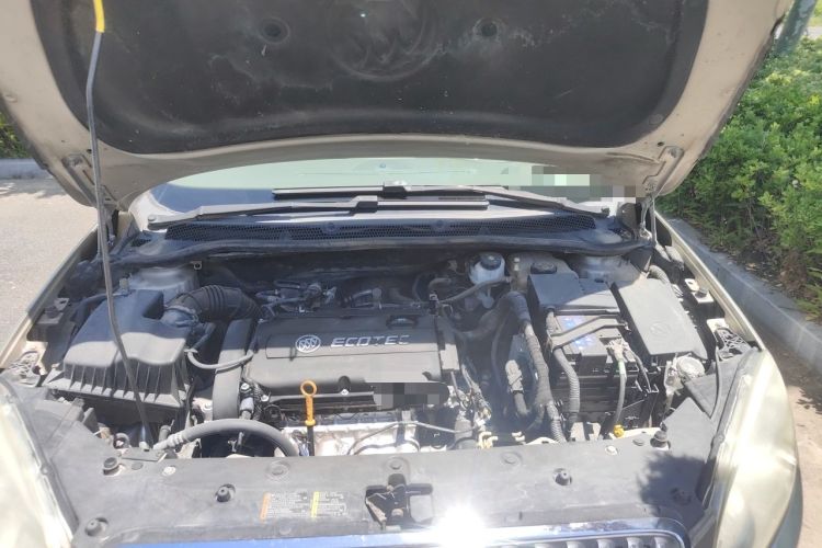 Used Buick GT 2013 GT 1.6L Automatic Fashion Edition Engine Bay