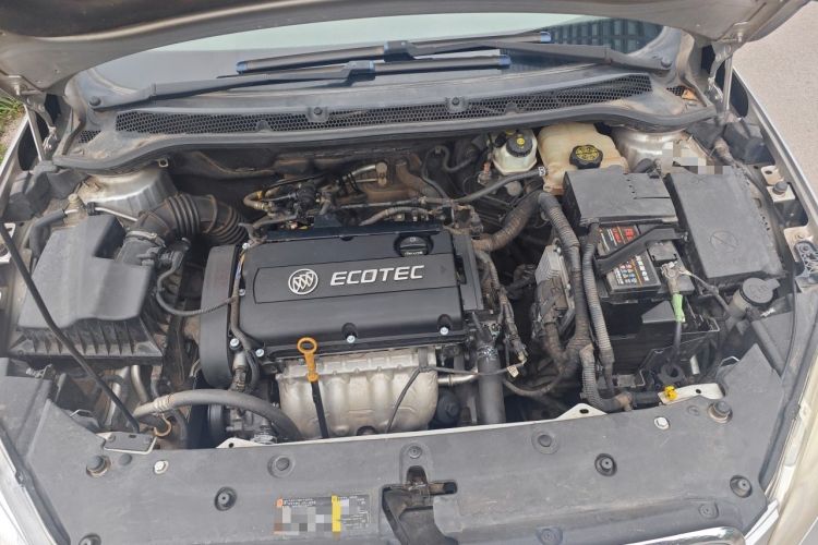 Used Buick GT 2013 GT 1.6L Manual Entry-Level Model Engine Bay