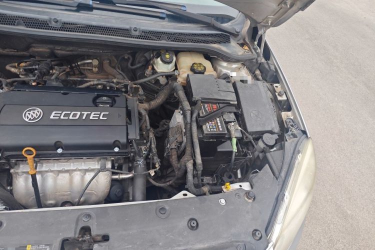 Used Buick GT 2013 GT 1.6L Manual Entry-Level Model Engine Bay Left