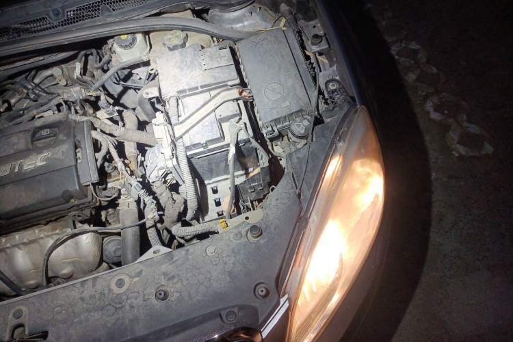 Used Buick GT 2013 GT 1.6L Manual Entry-Level Model Engine Bay Left