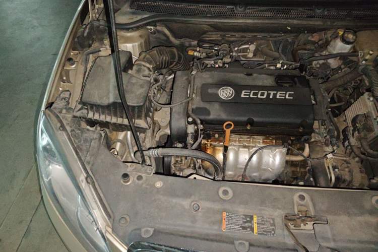 Used Buick GT 2013 GT 1.6L Automatic Fashion Edition Engine Bay Right