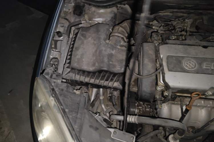 Used Buick GT 2013 GT 1.6L Automatic Fashion Edition Engine Bay Right