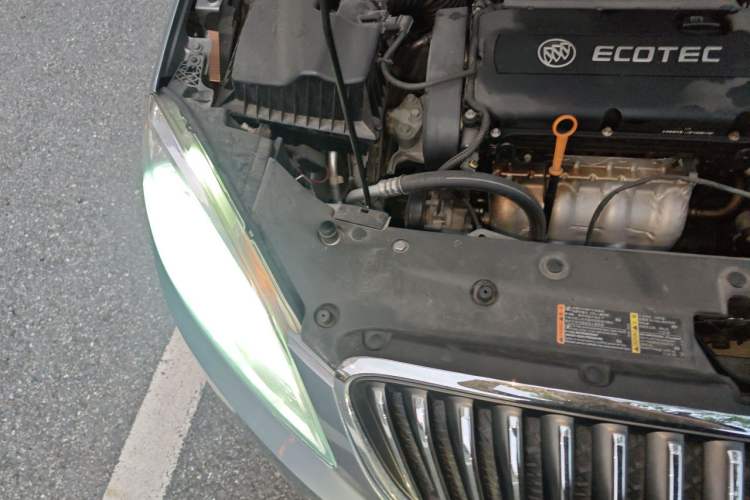 Used Buick GT 2013 GT 1.6L Automatic Fashion Edition Engine Bay Right