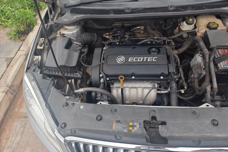 Used Buick GT 2013 GT 1.6L Manual Entry-Level Model Engine Bay Right