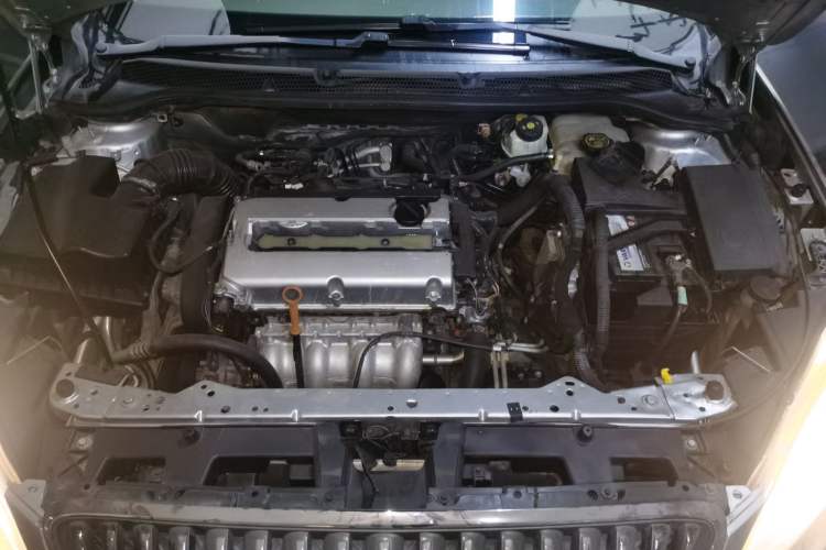 Used Buick GT 2013 GT 1.6L Automatic Fashion Edition Engine Bay
