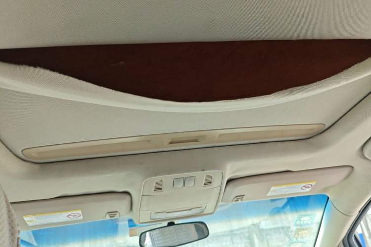 Used Buick GT 2013 GT 1.6L Automatic Fashion Edition Headliner