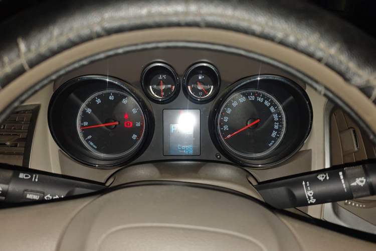 Used Buick GT 2013 GT 1.6L Automatic Comfort Edition Instrument Cluster
