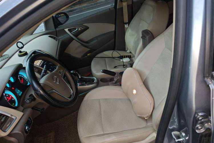 Used Buick GT 2013 GT 1.6L Automatic Fashion Edition Left Front Seat