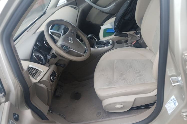 Used Buick GT 2013 GT 1.6L Automatic Fashion Edition Left Front Seat