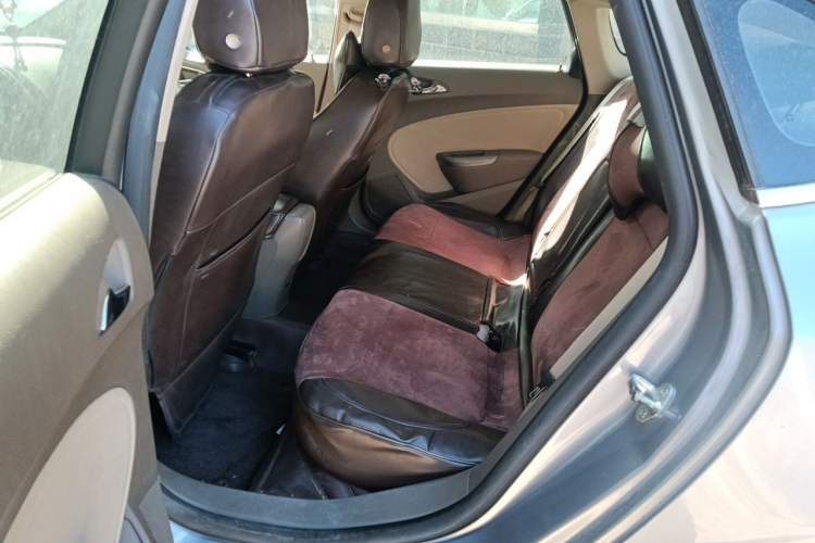 Used Buick GT 2013 GT 1.6L Manual Entry-Level Model Left Rear Seat