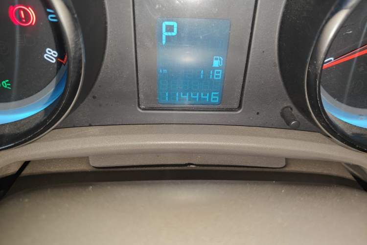 Used Buick GT 2013 GT 1.6L Automatic Fashion Edition Odometer Close Up
