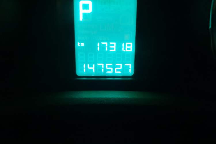 Used Buick GT 2013 GT 1.6L Automatic Fashion Edition Odometer Close Up