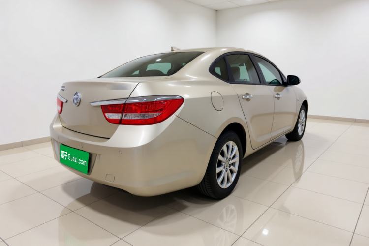 Used Buick GT 2013 GT 1.6L Automatic Fashion Edition Rear Right 45 Deg