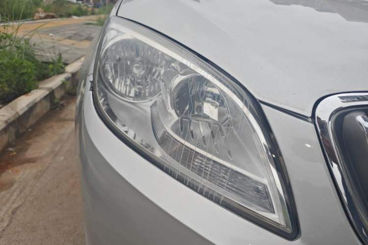 Used Buick GT 2013 GT 1.6L Manual Entry-Level Model Right Front Headlight