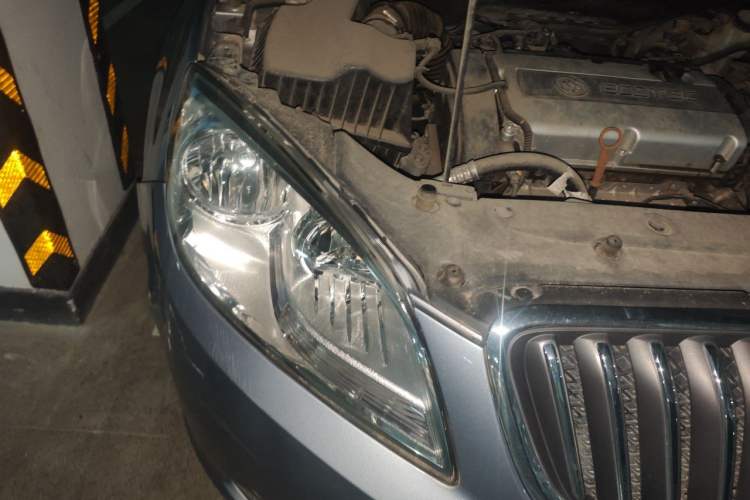 Used Buick GT 2013 GT 1.6L Automatic Comfort Edition Right Front Headlight