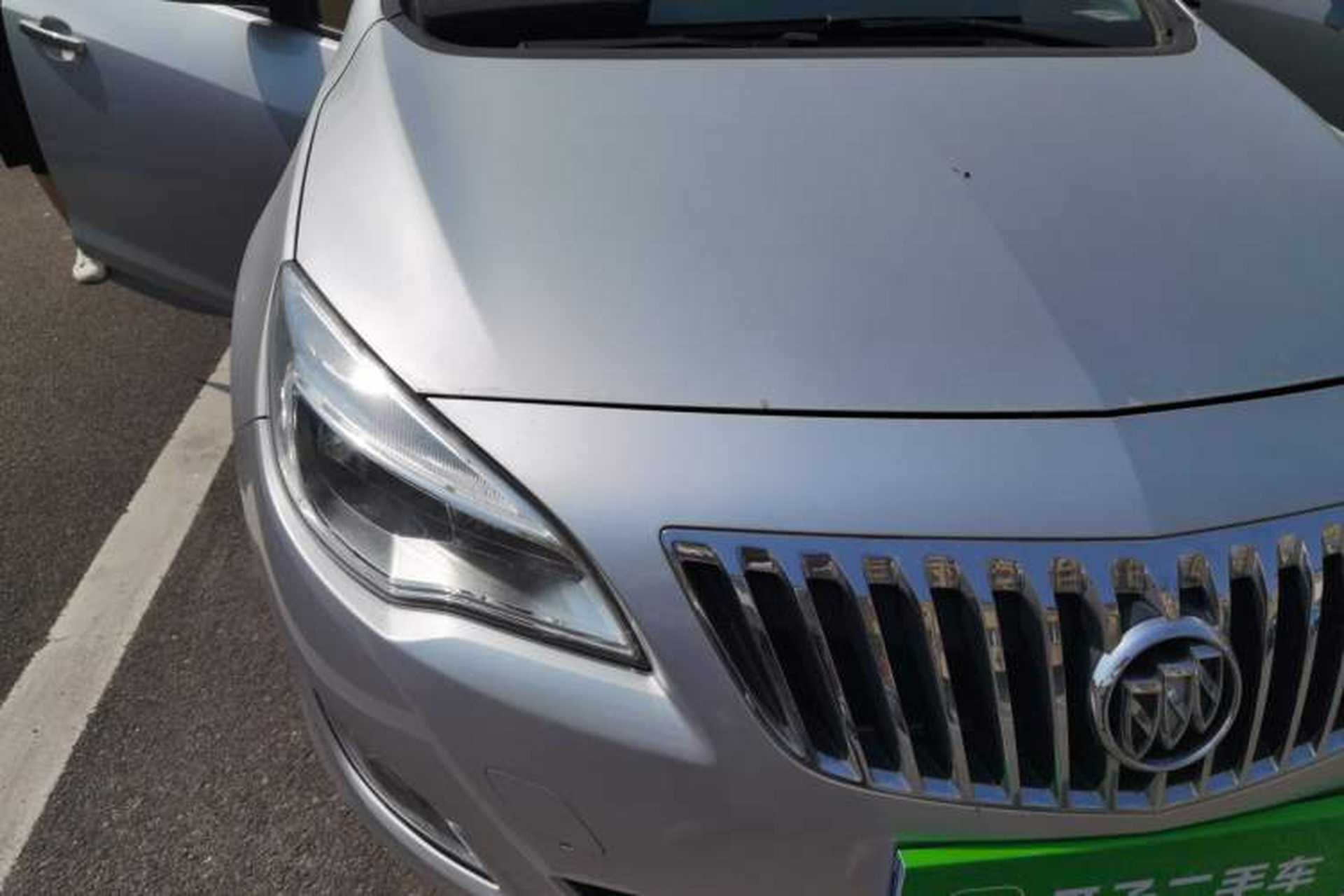 Used Buick GT 2013 XT 1.6L Automatic Fashion Edition Right Front Headlight