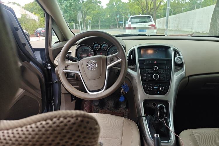 Used Buick GT 2013 GT 1.6L Manual Entry-Level Model Steering Wheel