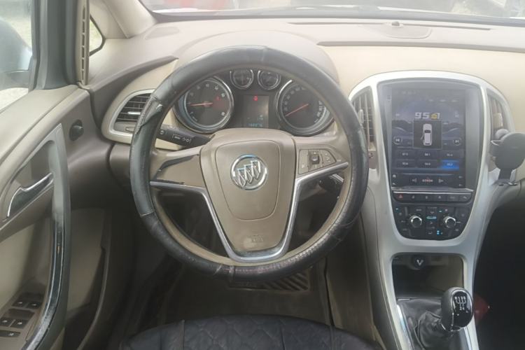 Used Buick GT 2013 GT 1.6L Manual Entry-Level Model Steering Wheel