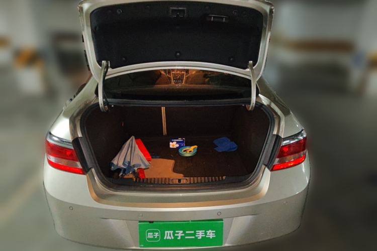Used Buick GT 2013 GT 1.6L Automatic Fashion Edition Trunk