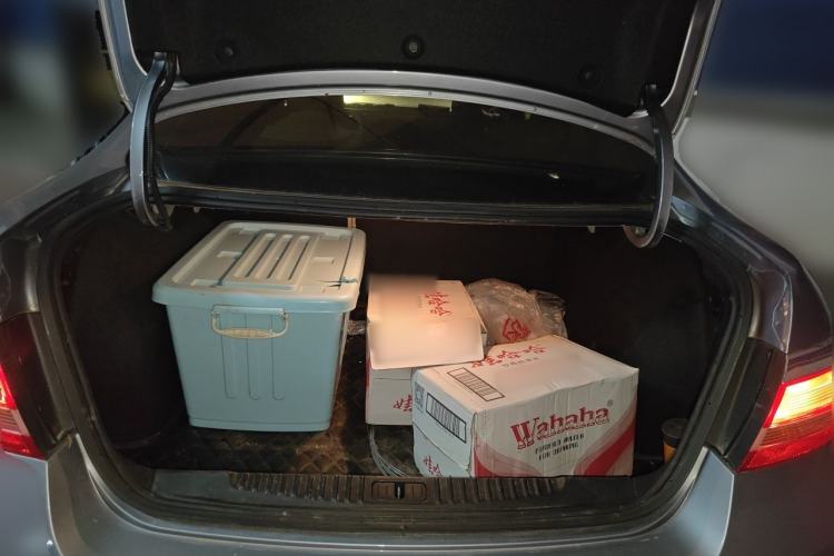 Used Buick GT 2013 GT 1.6L Automatic Fashion Edition Trunk