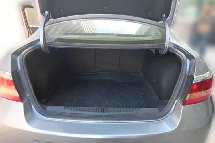 Used Buick GT 2013 GT 1.6L Manual Entry-Level Model Trunk