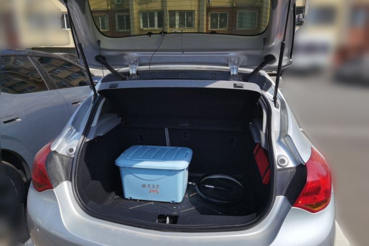 Used Buick GT 2013 XT 1.6L Automatic Fashion Edition Trunk
