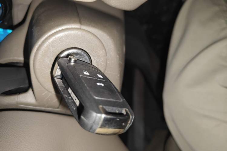 Used Buick GT 2013 GT 1.6L Automatic Fashion Edition Vehicle Key
