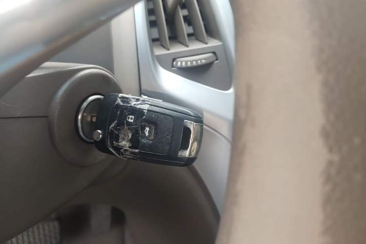 Used Buick GT 2013 GT 1.6L Automatic Fashion Edition Vehicle Key