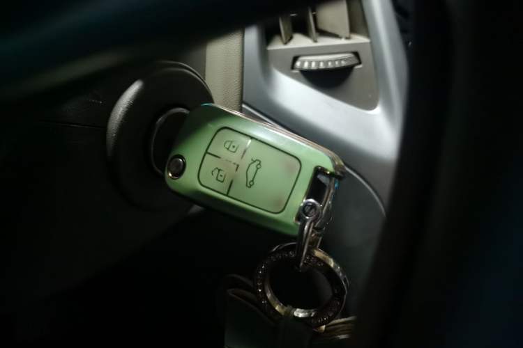 Used Buick GT 2013 GT 1.6L Automatic Fashion Edition Vehicle Key