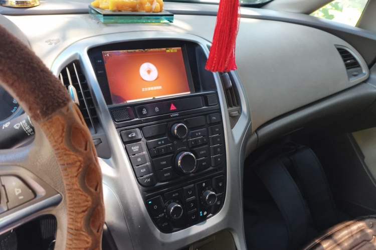 Used Buick GT 2013 GT 1.6L Manual Entry-Level Model Audio And AC Panel