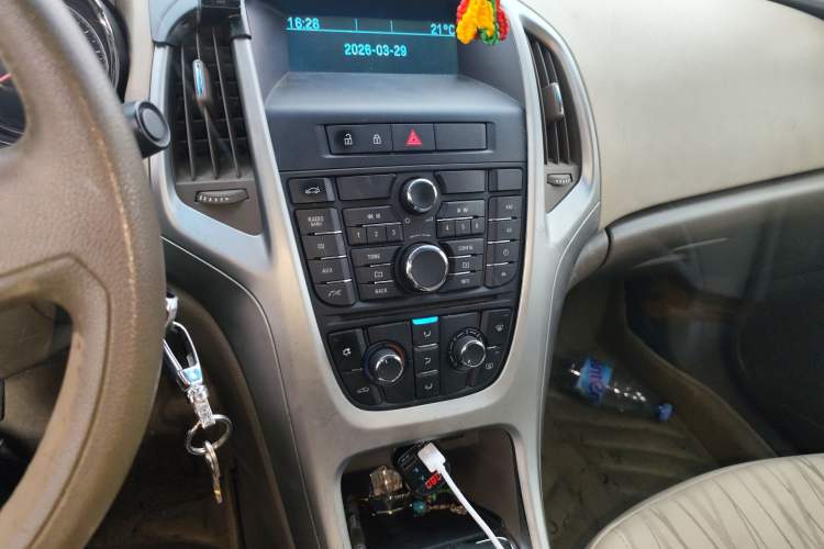 Used Buick GT 2013 GT 1.6L Manual Comfort Edition Audio And AC Panel