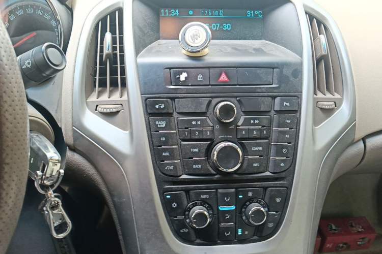 Used Buick GT 2013 GT 1.6L Manual Comfort Edition Audio And AC Panel