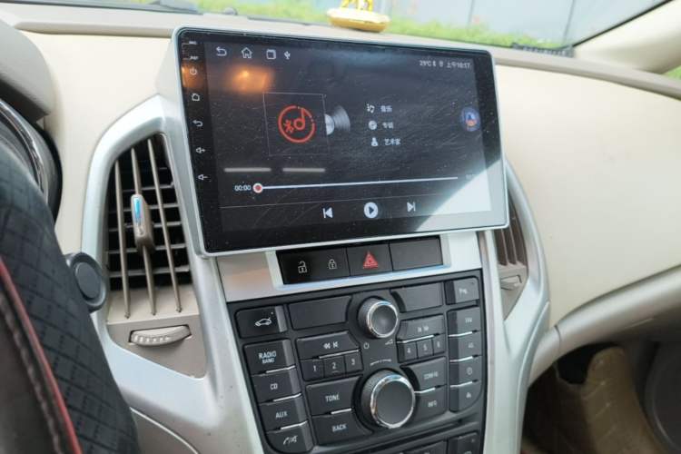 Used Buick GT 2013 GT 1.6L Manual Entry-Level Model Audio And AC Panel