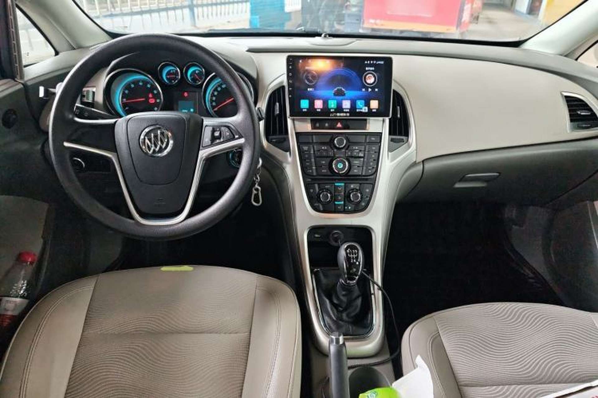 Used Buick GT 2013 XT 1.6L Manual Entry-Level Model Center Console