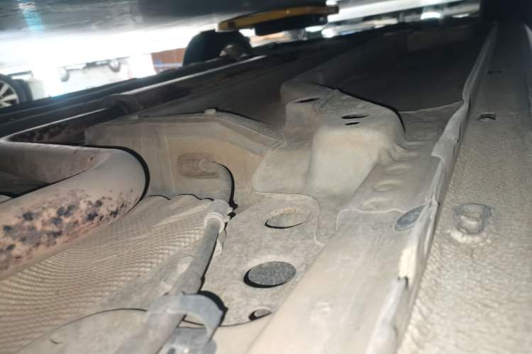 Used Buick GT 2013 GT 1.8L Automatic Fashion Edition Chassis Rear Left