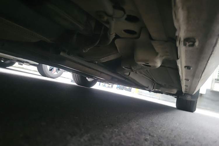 Used Buick GT 2013 GT 1.6L Automatic Fashion Edition Chassis Rear Right