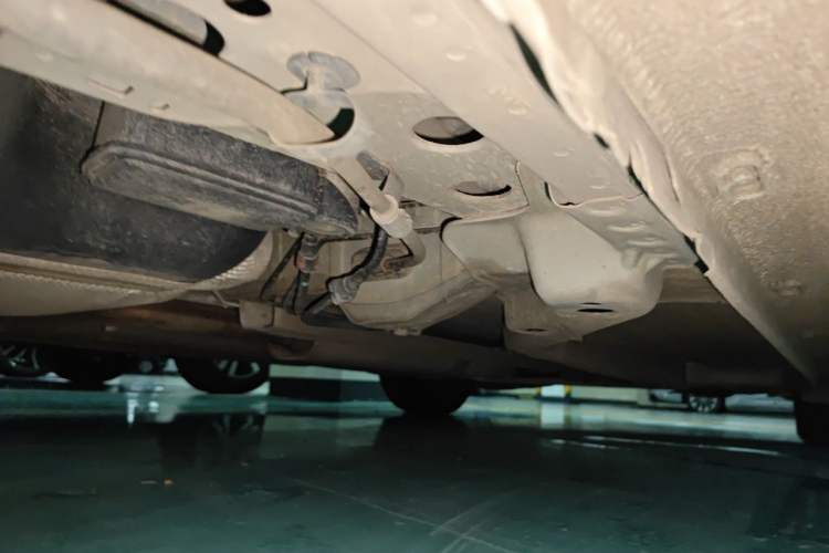 Used Buick GT 2013 GT 1.6L Automatic Fashion Edition Chassis Rear Right