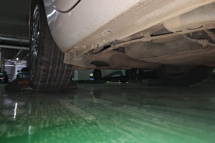 Used Buick GT 2013 XT 1.6L Manual Entry-Level Model Chassis Rear Right