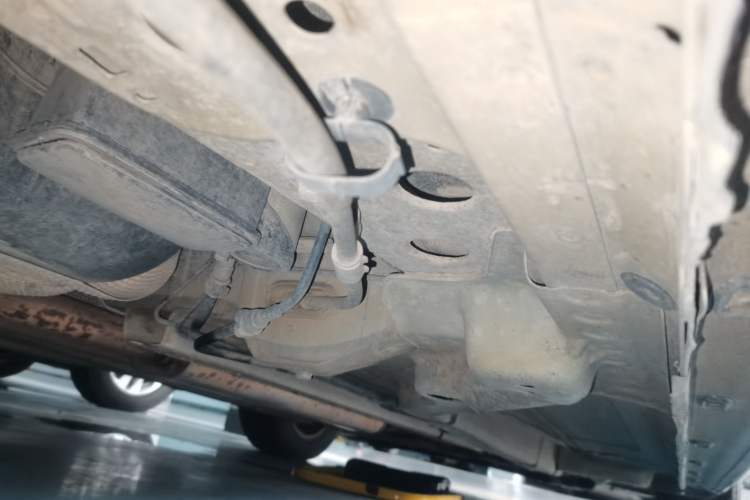 Used Buick GT 2013 GT 1.8L Automatic Fashion Edition Chassis Rear Right