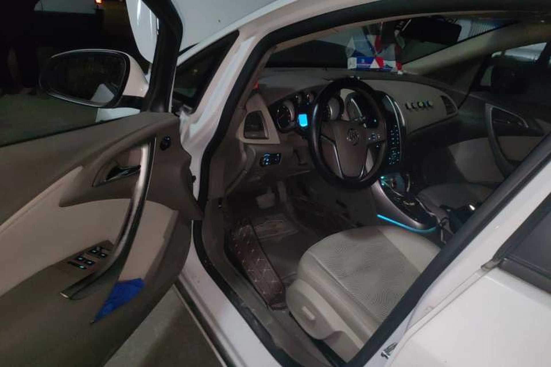 Used Buick GT 2013 GT 1.6L Automatic Fashion Edition Driver Seat