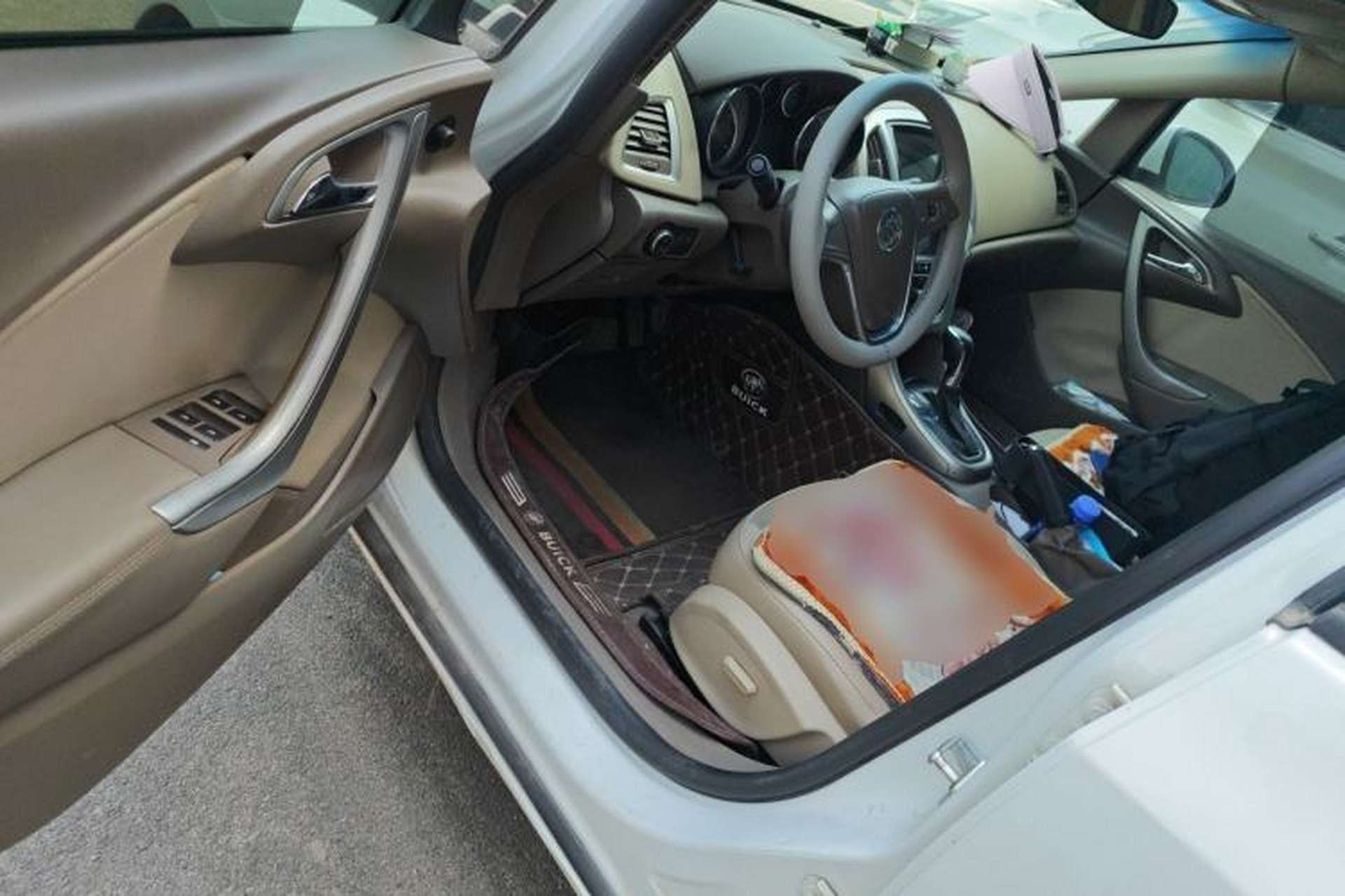 Used Buick GT 2013 GT 1.6L Automatic Fashion Edition Driver Seat