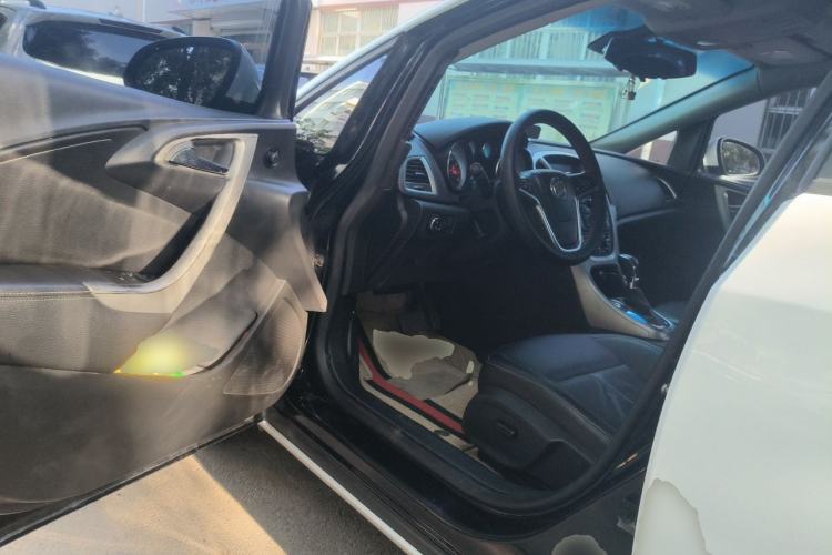 Used Buick GT 2013 GT 1.6T Automatic Fashion Sport Edition Driver Seat