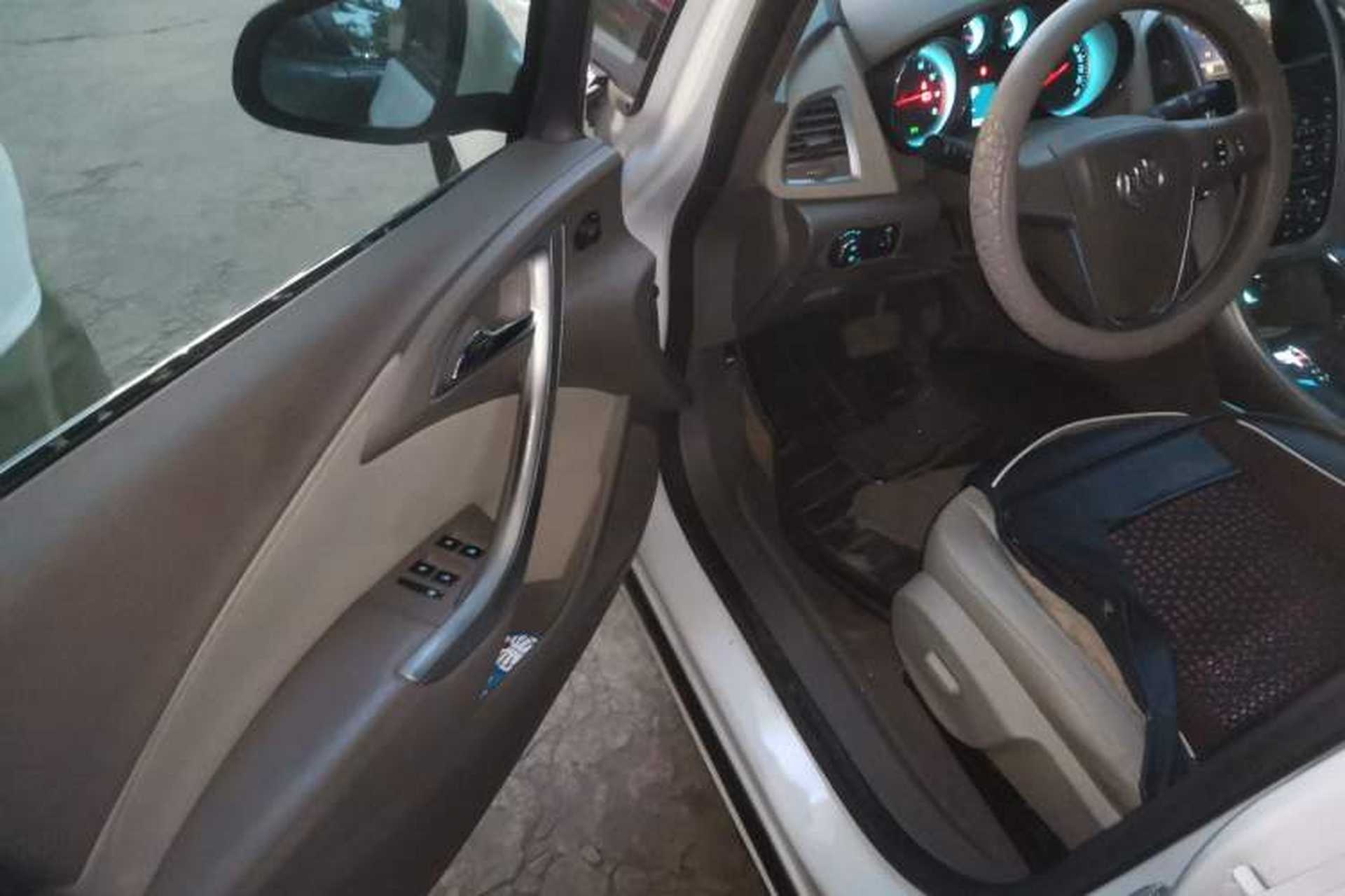 Used Buick GT 2013 GT 1.6L Automatic Fashion Edition Driver Seat