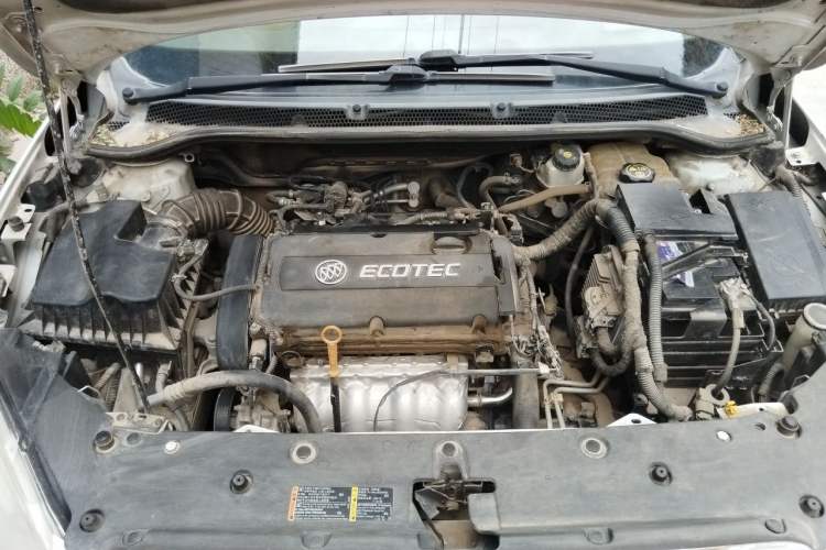 Used Buick GT 2013 GT 1.6L Automatic Fashion Edition Engine Bay