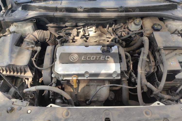 Used Buick GT 2013 GT 1.6L Manual Entry-Level Model Engine Bay