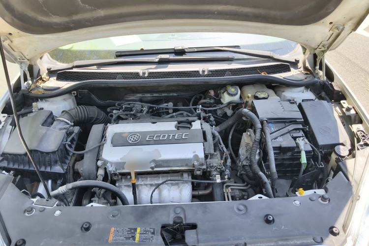 Used Buick GT 2013 GT 1.6L Automatic Fashion Edition Engine Bay