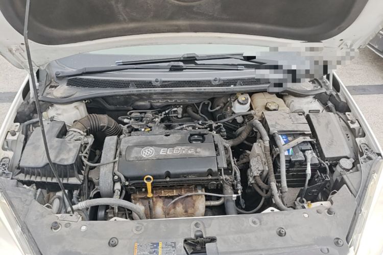Used Buick GT 2013 GT 1.6L Manual Entry-Level Model Engine Bay